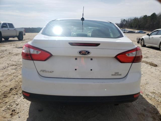1FADP3F27EL268725 Ford FOCUS SE