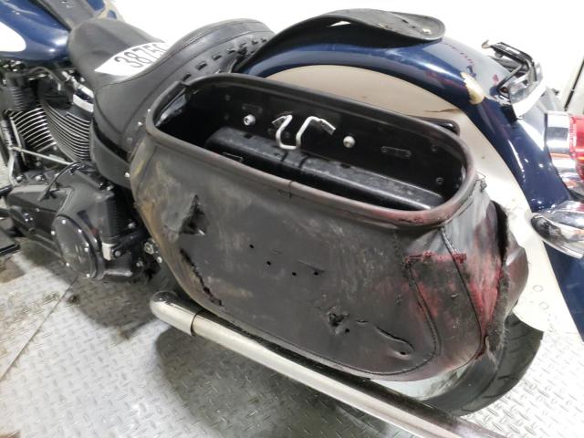 2019 HARLEY-DAVIDSON FLHC 1HD1YAJ21KB015809