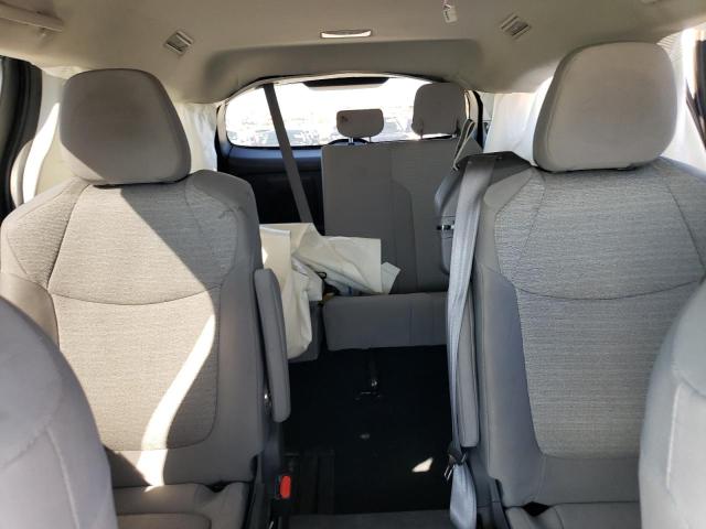 2021 TOYOTA SIENNA LE - 5TDKRKEC8MS047437