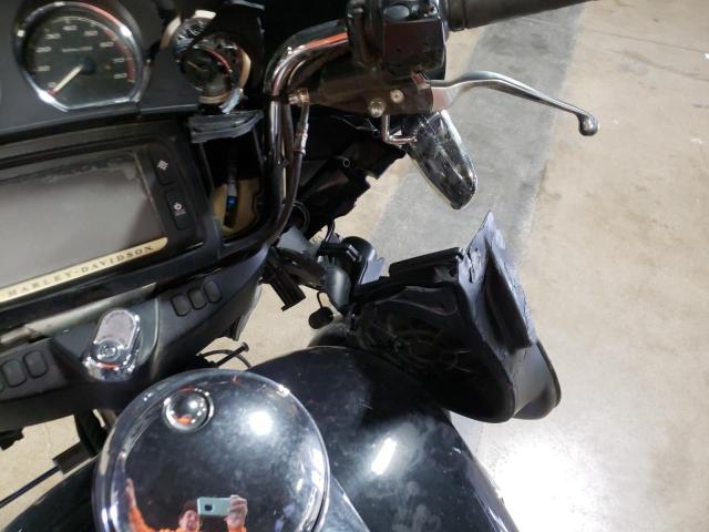 2018 HARLEY-DAVIDSON FLHTCUTG T 1HD1MAD1XJB853026