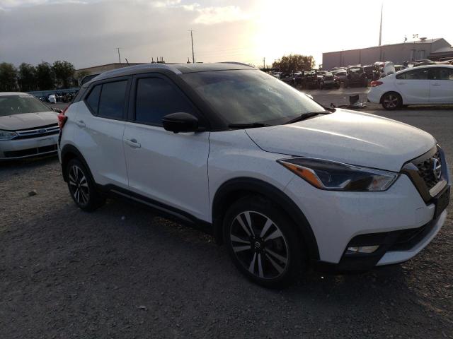 3N1CP5DVXLL477833 Nissan KICKS SR