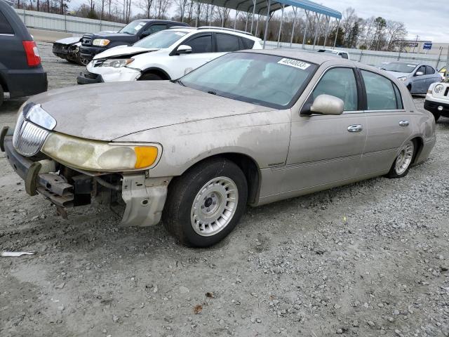 1999 Lincoln Town Car Executive