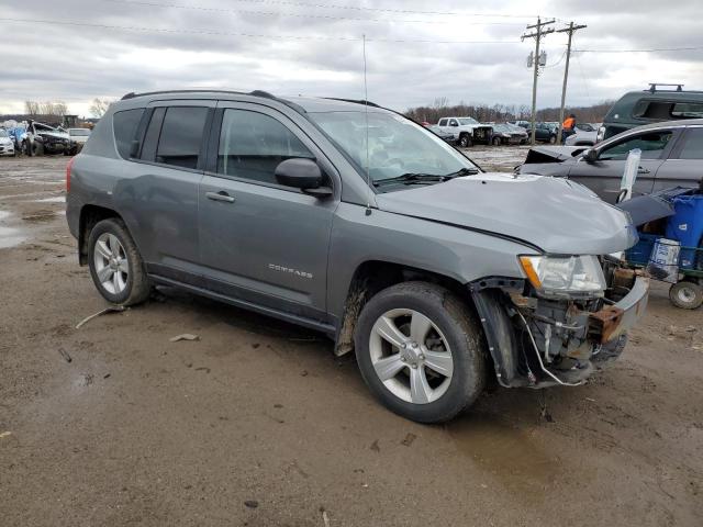 1C4NJDEB9CD589079 Jeep Compass