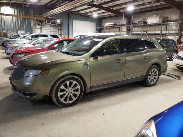 2013 Lincoln MKT 