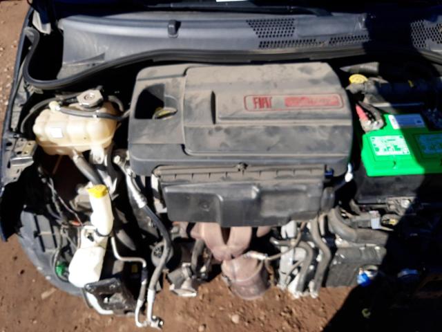 3C3CFFARXFT750081 Fiat 500