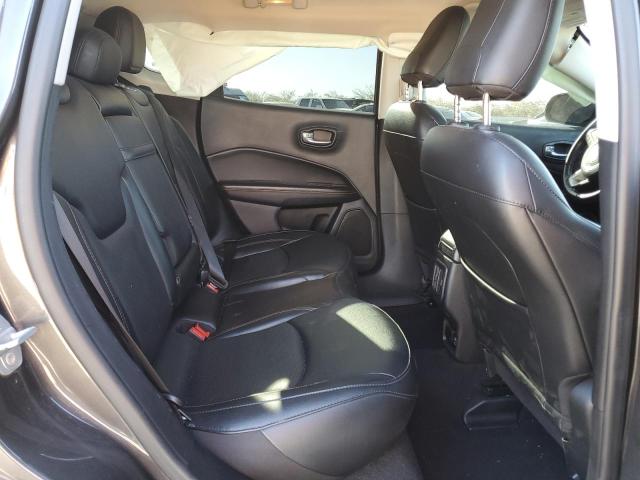 3C4NJDCB9KT790895 Jeep Compass Limited
