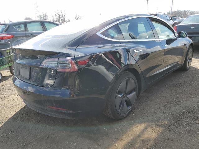 5YJ3E1EAXKF306066 Tesla MODEL 3