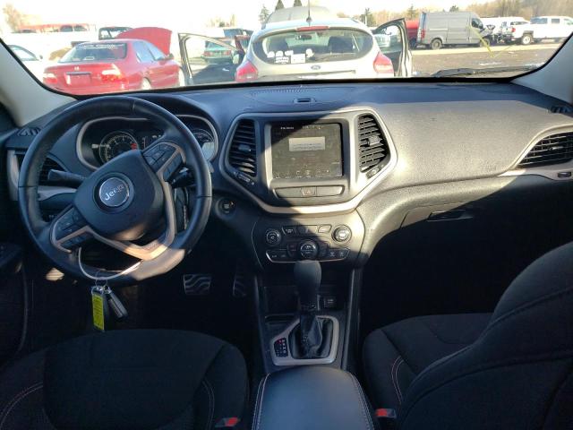 1C4PJLCB6HW510372 Jeep Cherokee Latitude