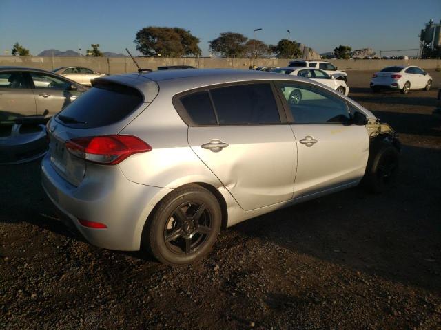 KNAFK5A84J5772816 KIA FORTE LX