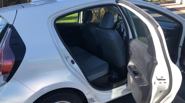 2015 TOYOTA PRIUS C - JTDKDTB33F1107049