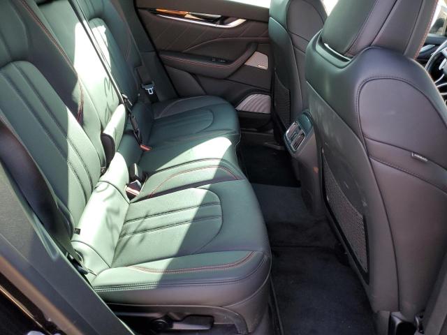 ZN661XUS8KX338587 Maserati Levante Sport