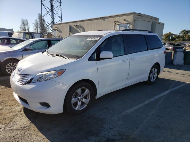 2015 Toyota Sienna LE