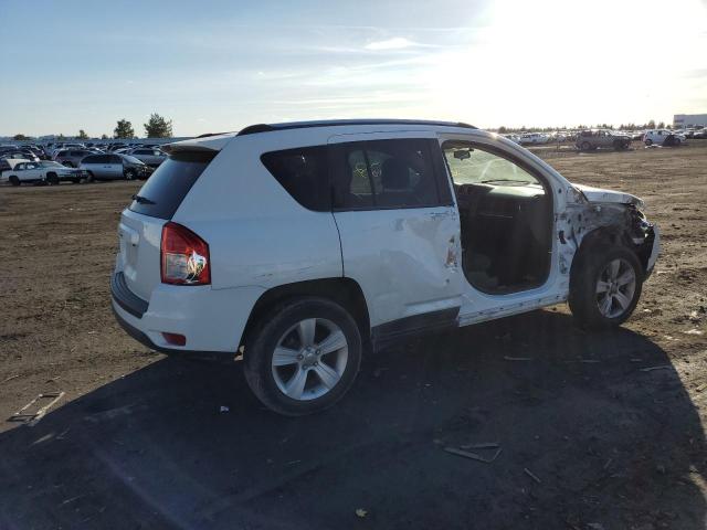 1J4NF1FB9BD174657 Jeep Compass Sport