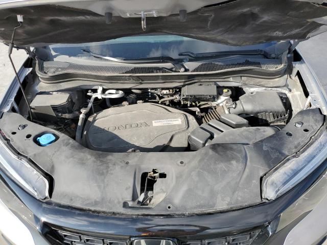 2019 HONDA PASSPORT S - 5FNYF7H24KB009207