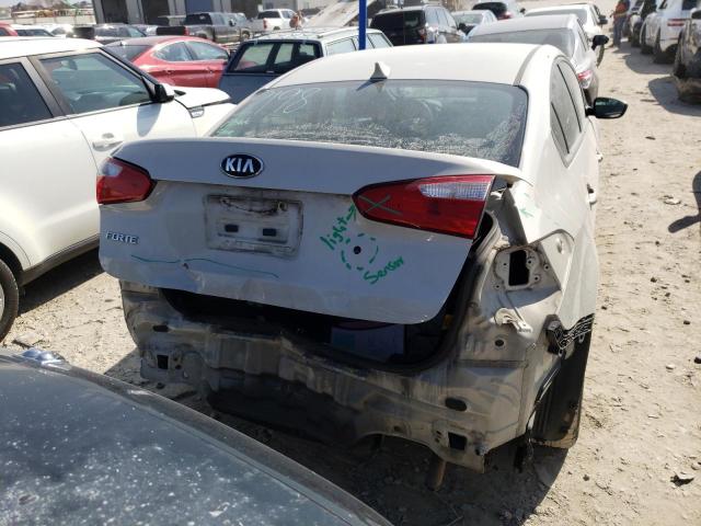 KNAFK4A62F5257054 KIA FORTE LX