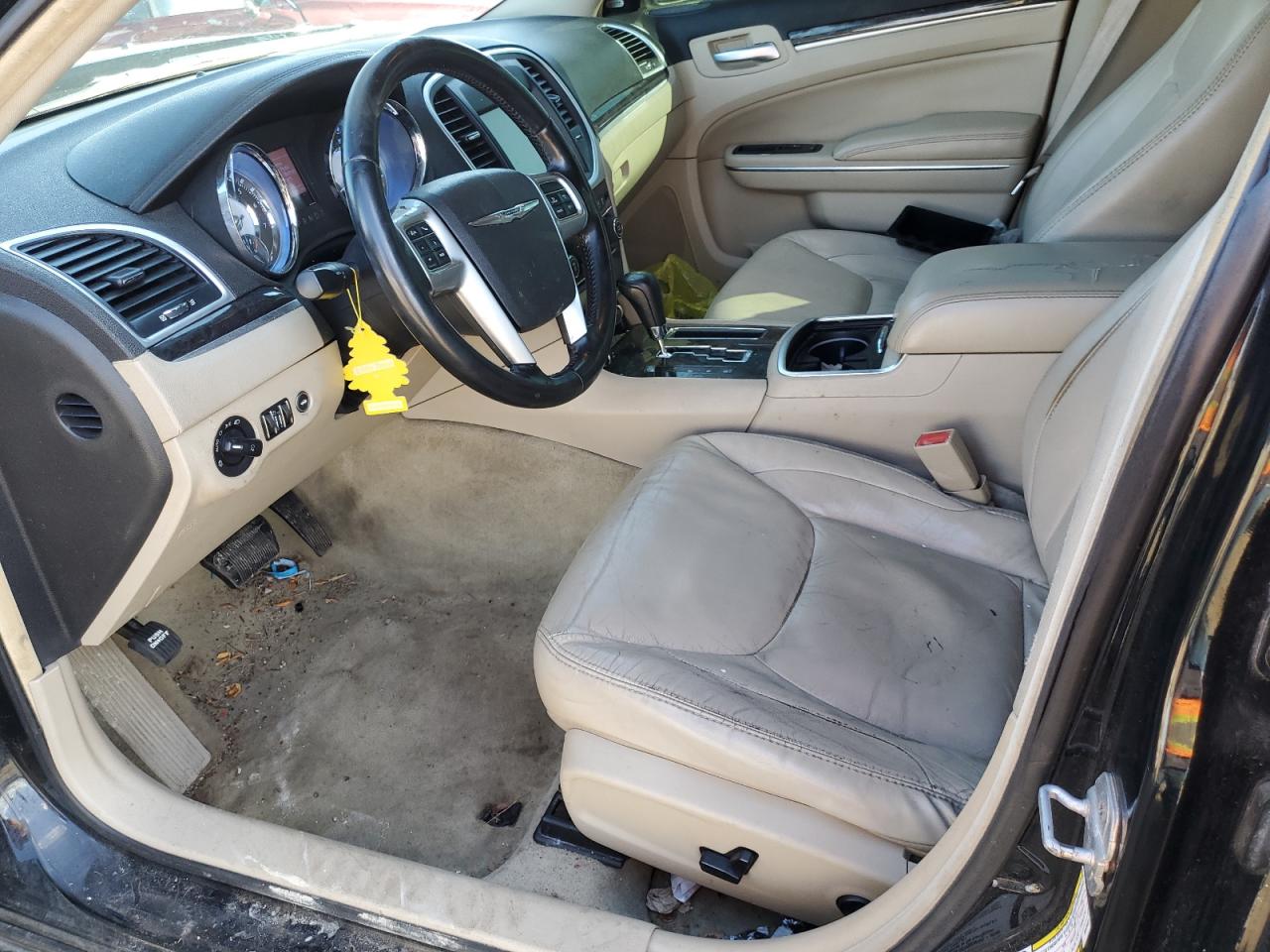 2C3CA5CG1BH599607 2011 Chrysler 300 Limited