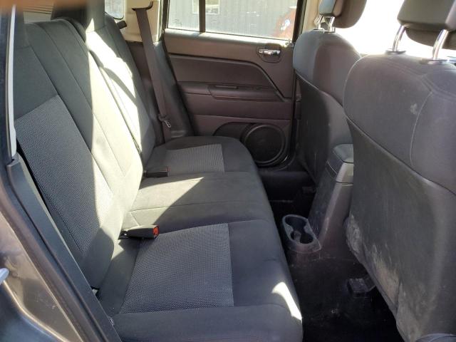 1J4NF1FB9BD280476 Jeep Compass