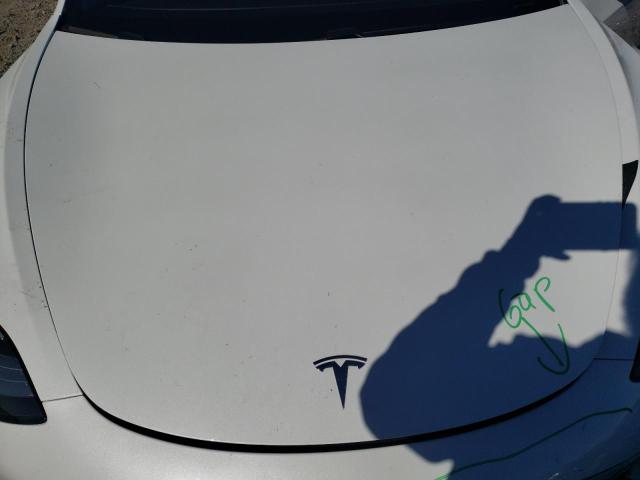 5YJ3E1EB3JF081481 Tesla MODEL 3