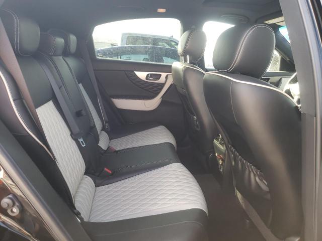 2017 INFINITI QX70 - JN8CS1MU1HM143915