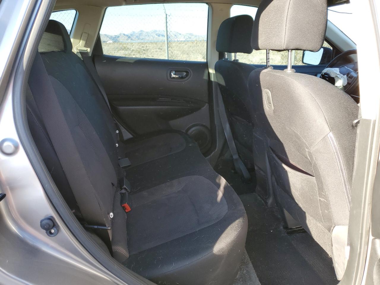 JN8AS5MT7BW562708 2011 Nissan Rogue S