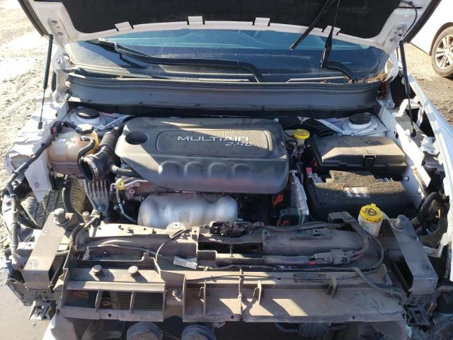 1C4PJLCB6HW510372 Jeep Cherokee Latitude