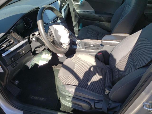 KNDCB3LC8L5396975 KIA NIRO LX