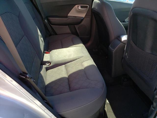 KNDCB3LC8L5396975 KIA NIRO LX