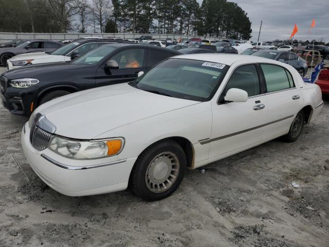 2000 Lincoln Town Car Executive