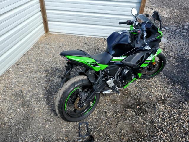 2017 KAWASAKI EX650 F - JKAEXEK10HDA02448