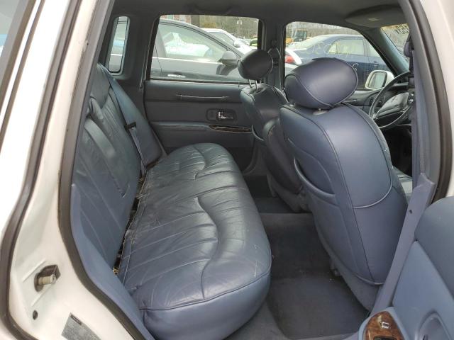 1LNLM81WXVY758757 Lincoln Town Car Executive