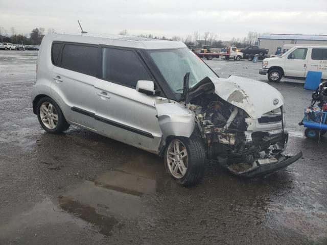 KNDJT2A22B7709806 KIA SOUL +