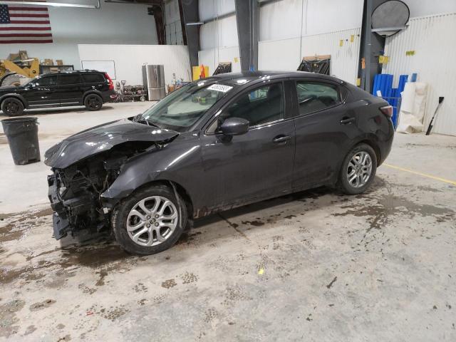 VIN 19XFB2F56FE058844 2015 Honda Civic, LX no.1