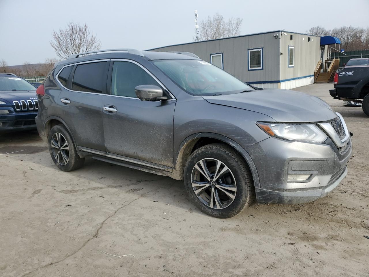 5N1AT2MV1JC778767 NISSAN ROGUE 2018