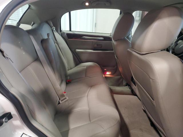 2LNBL8CV2BX761389 Lincoln TOWNCAR