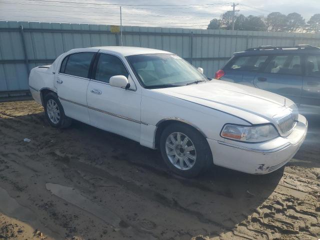 1LNHM82V96Y618566 Lincoln Town Car Signature Limited