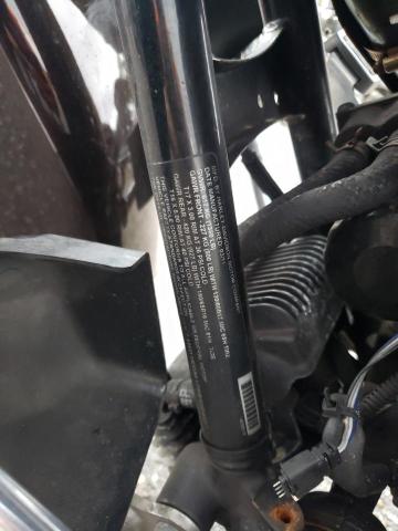 2011 HARLEY-DAVIDSON FLTRU - 1HD1KGM12BB650495