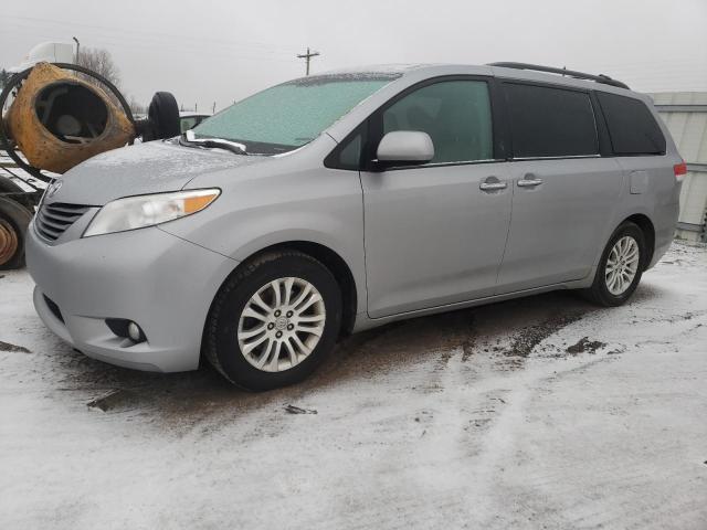 2011 Toyota Sienna XLE