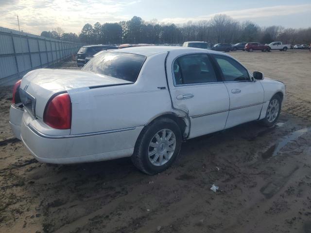 1LNHM82V96Y618566 Lincoln Town Car Signature Limited