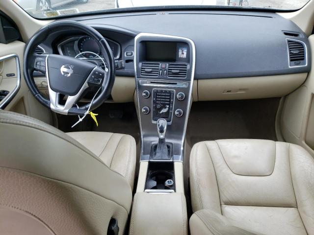 YV4902DZ8E2546355 Volvo XC60