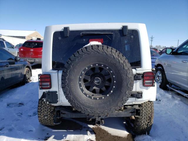 1C4BJWEG9FL644425 Jeep Wrangler Unlimited Sahara