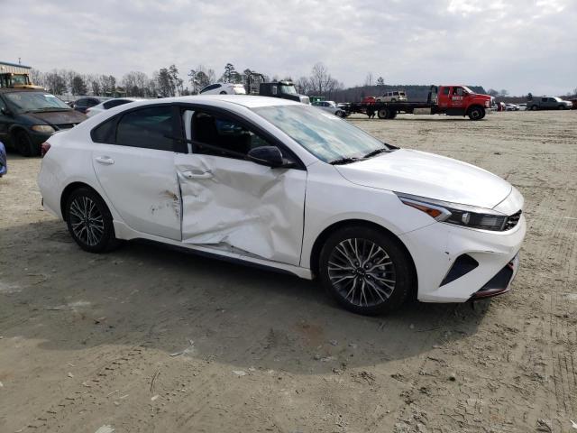 3KPF54AD1NE455670 KIA Forte Gt Line