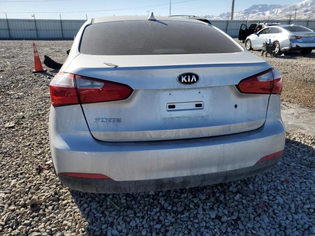 KNAFK4A6XF5357810 KIA FORTE LX