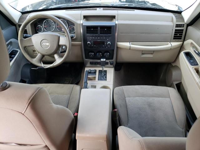 1J8GN28K49W529598 Jeep Liberty Sport
