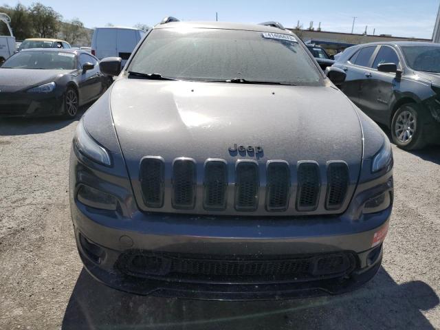 1C4PJLCB5JD611923 Jeep Cherokee Latitude