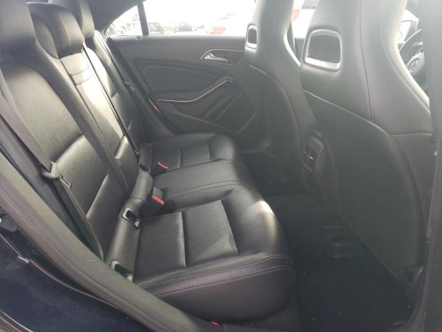 WDDSJ4GB2JN560696 Mercedes-Benz CLA 250 4MATIC