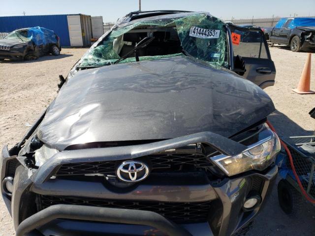 2019 TOYOTA 4RUNNER SR - JTEBU5JR7K5617646