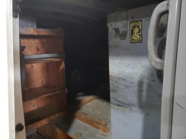 1N6AF0KY5FN808939 Nissan Nv 2500