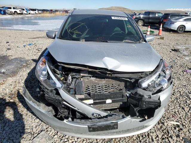 KNAFK4A6XF5357810 KIA FORTE LX
