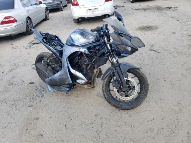 Salvage cars for sale from Copart Harleyville, SC: 2017 Yamaha YZFR3
