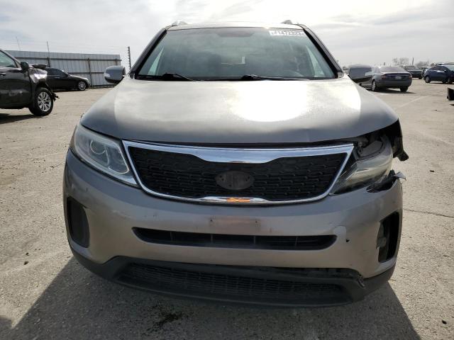 5XYKTDA70FG605383 KIA SORENTO LX